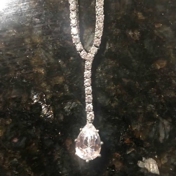 🎁✨ICE Tear Drop Necklace✨🎁 - Picture 3 of 8